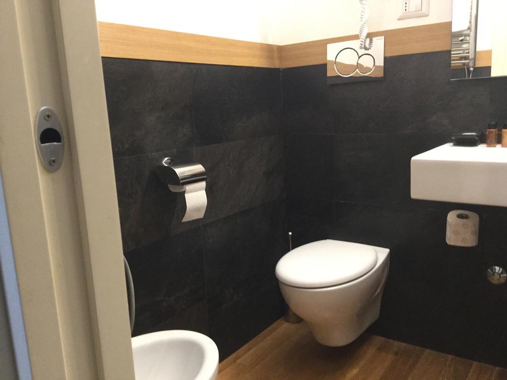 Rhome Terminal Guest House Roma Ngoại thất bức ảnh