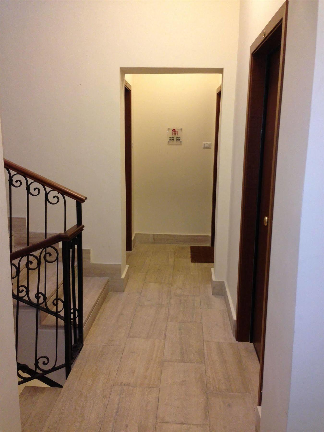 Rhome Terminal Guest House Roma Ngoại thất bức ảnh
